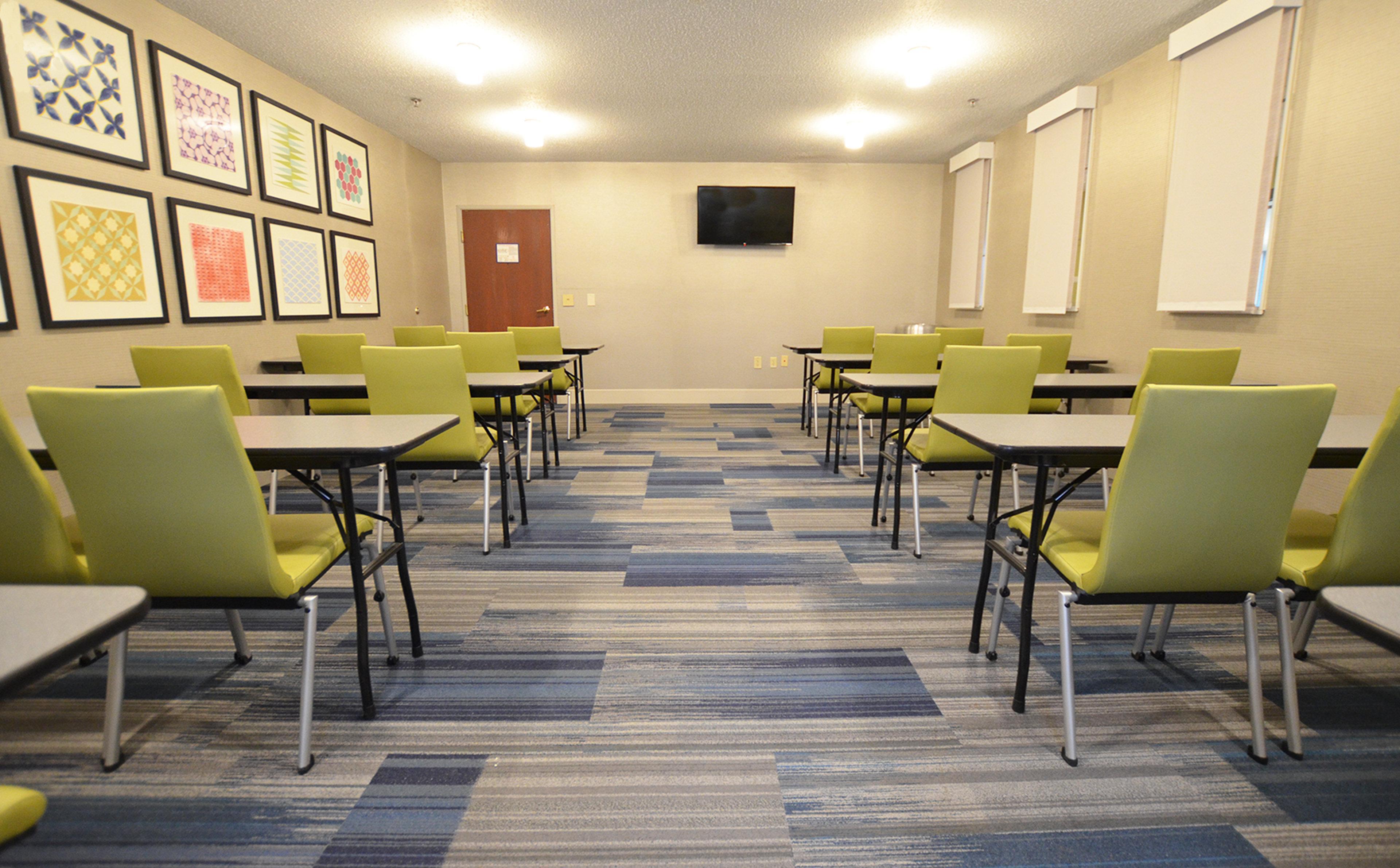 Holiday Inn Express Pittsburgh-Bridgeville By Ihg Exterior photo