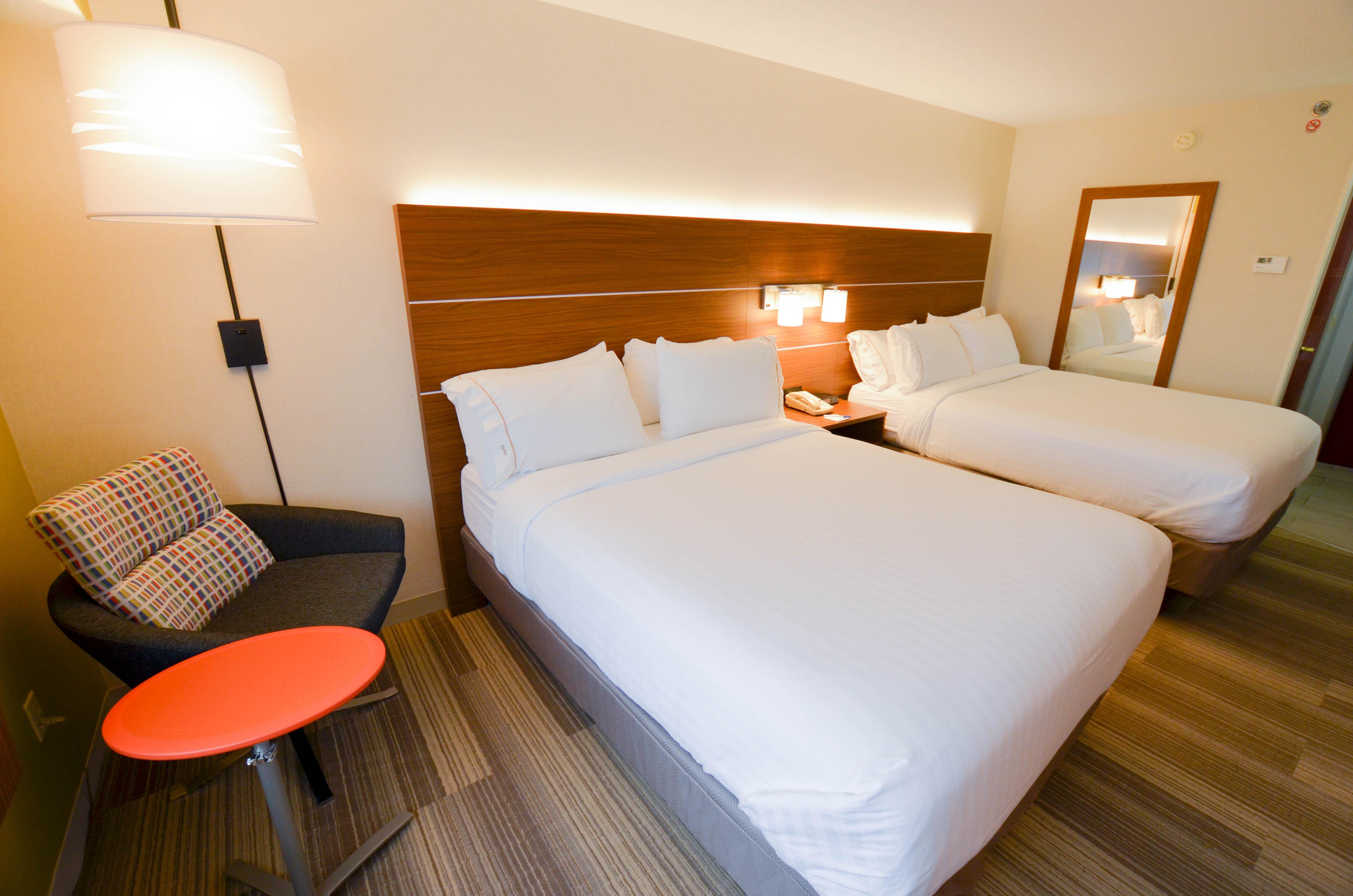 Holiday Inn Express Pittsburgh-Bridgeville By Ihg Exterior photo